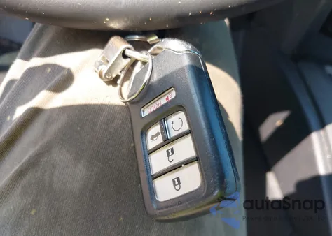 2019 Honda Insight Touring из США, поврежденный, VIN 19XZE4F93KE033719